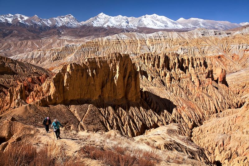 En route vers la grotte de Konchok Ling - Mustang - Népal