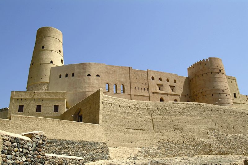 Circuit combiné de Oman à Dubaï : autotour en tente de Mascate aux wadis, via le Wahiba Sands, les jebels, et découverte de Dubaï