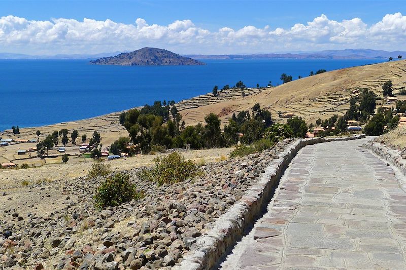 Balades à la découverte des cultures andines millénaires, d’Arequipa au Machu Picchu, via le lac Titicaca…Extension aux Galápagos!