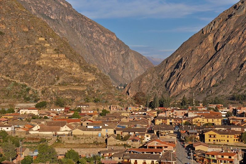 Balades à la découverte des cultures andines millénaires, d’Arequipa au Machu Picchu, via le lac Titicaca…Extension aux Galápagos!