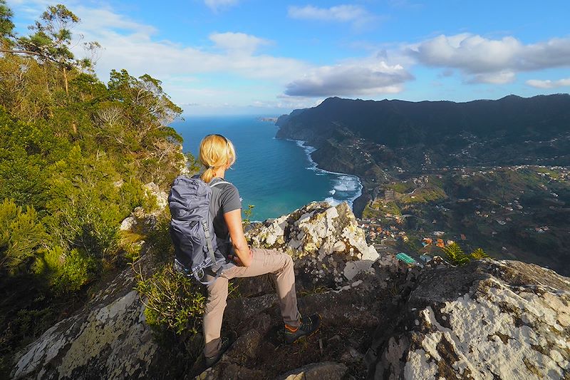 Madère en été, une découverte de l’île en période estivale avec un panel des plus belles randonnées et les plages de Porto Santo.