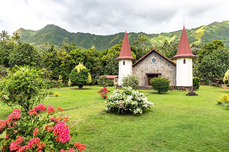 Église des Sacrés-Cœurs à Hatihe’u - Nuku Hiva - Polynésie française