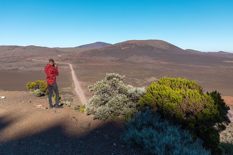 Trek complet dans les 3 cirques avec un focus sur Mafate, forêt de Bélouve, ascension des Pitons des Neiges et de la Fournaise…