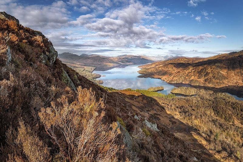 Vue depuis Ben A'an sur Loch Katrine - Trossachs - Écosse