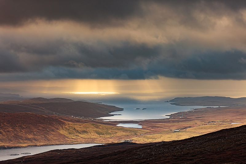 Voyage dans les îles Shetland en autotour, à la découverte d'une nature sauvage et d'une culture viking, le tout en cottage !