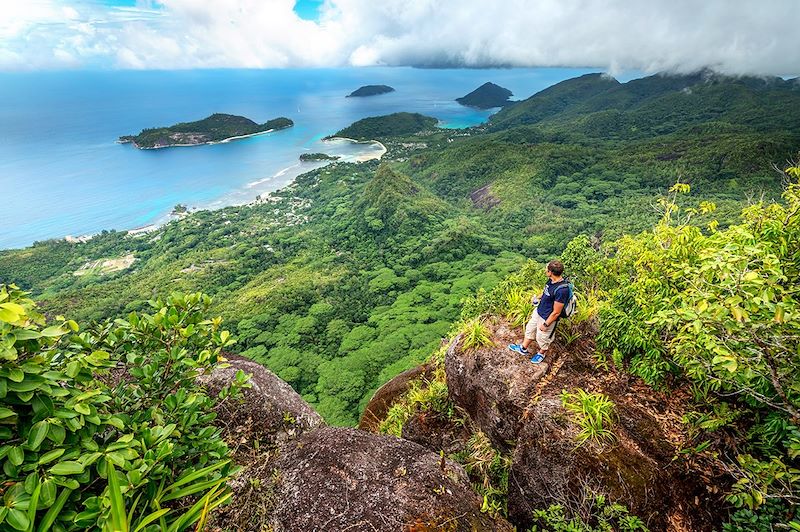 Découverte des Seychelles à votre rythme : Praslin et la Vallée de Mai, Curieuse et les tortues géantes, îlot Saint-Pierre et Coco