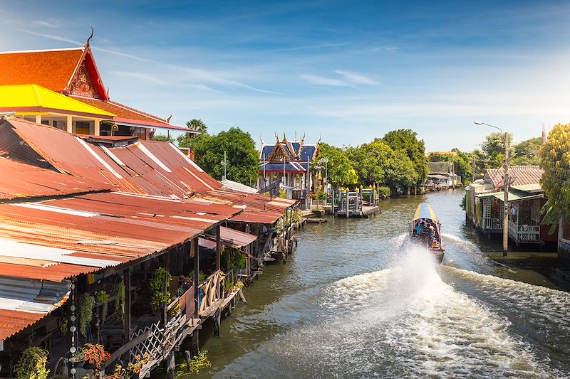 Circuit au nord Thaïlande et au sud : Bangkok, Ayutthaya à vélo, Chiang Mai, trek avec nuit chez l'habitant et plages de Koh Tao