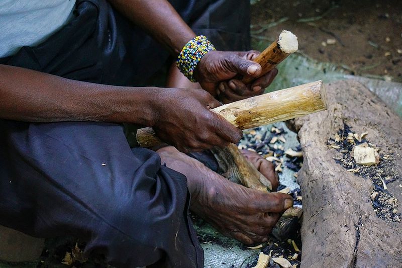 Atelier de sculpture à Mto Wa Mbu - Tanzanie