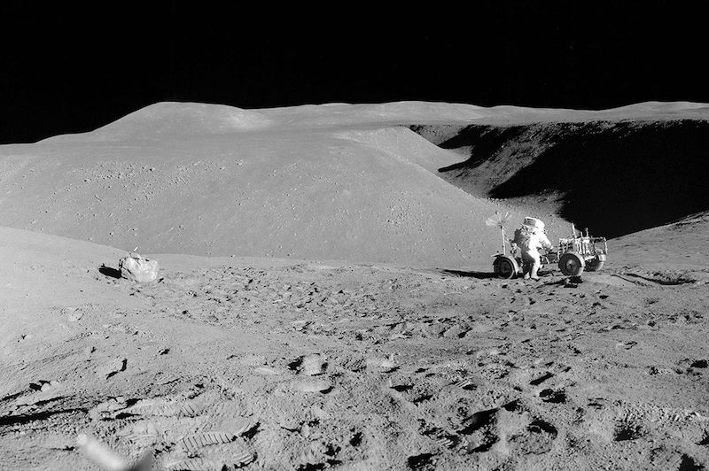 Découverte des Apennins lunaires et des champs de lave à leur pied : le Mont Hadley, Hadley Rille, et la mer de la Sérénité !