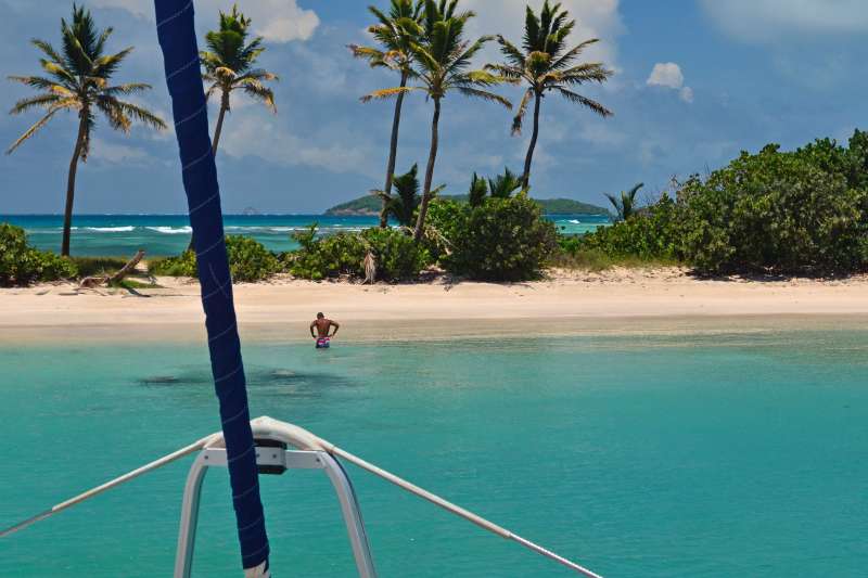 voyage grenadines catamaran