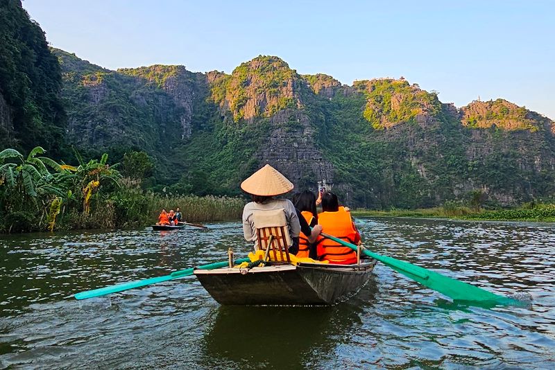 21 jours pour traverser le Vietnam du Nord au Sud avec alternance de trek, visites et balades en bateaux.