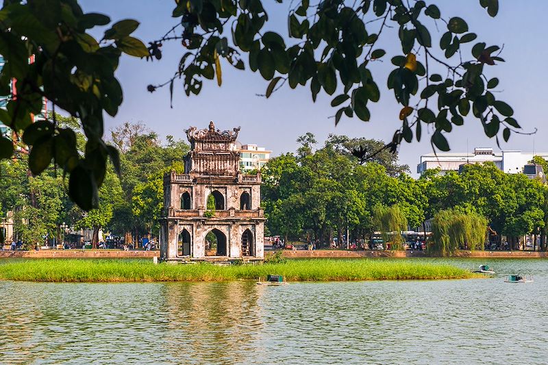 21 jours pour traverser le Vietnam du Nord au Sud avec alternance de trek, visites et balades en bateaux.