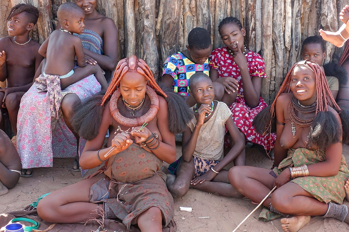 Village Himba - Namibie © Guillaume Canellas/Nomade Aventure