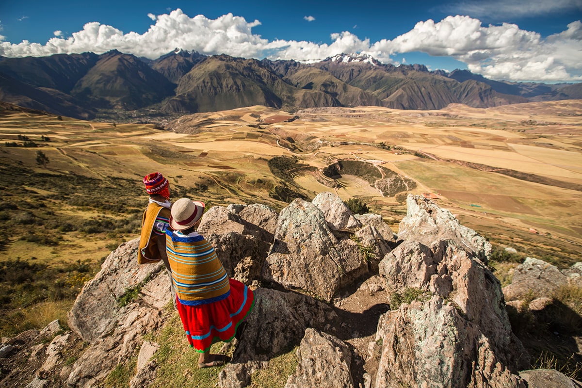 Vue sur le site de Moray dans la Vallée sacrée des Incas au Pérou © christian/stock.adobe.com  