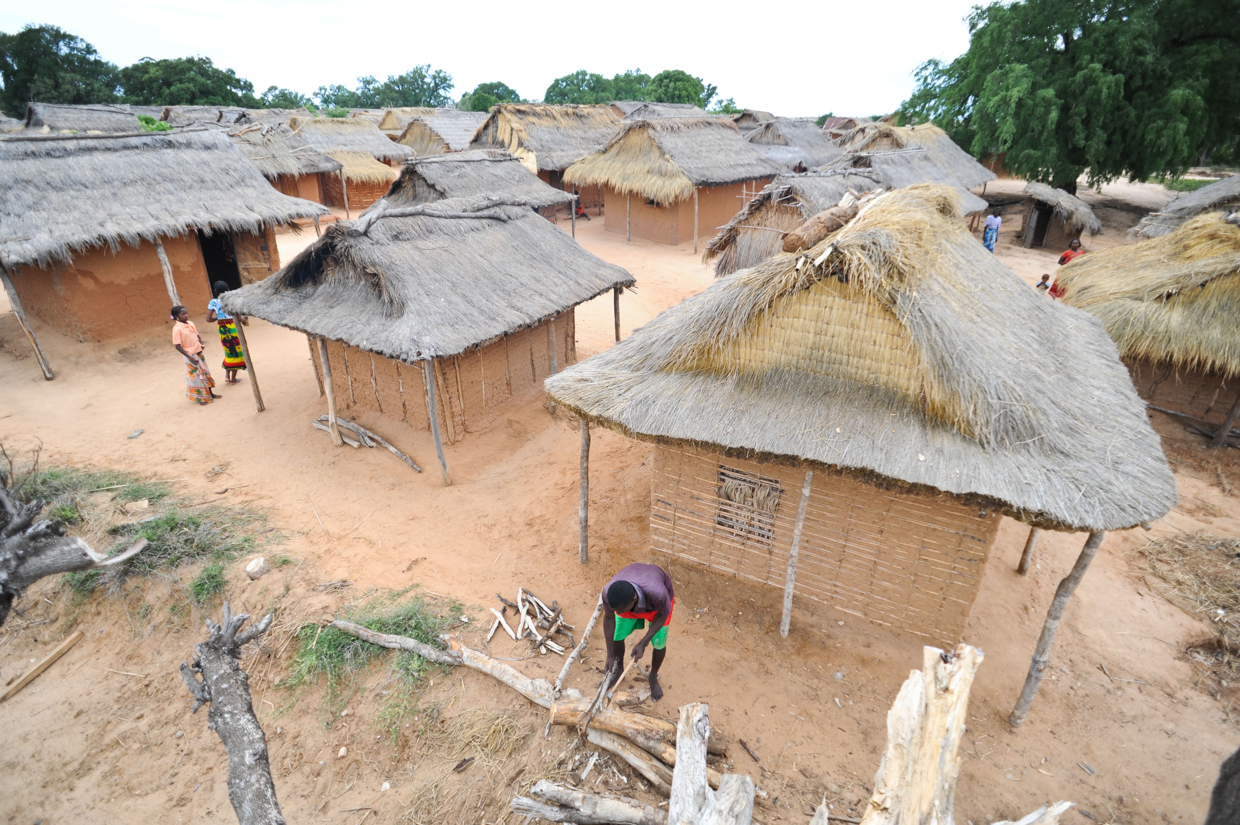 Village dans le Makay © Evrard Wendenbaum/Naturevolution