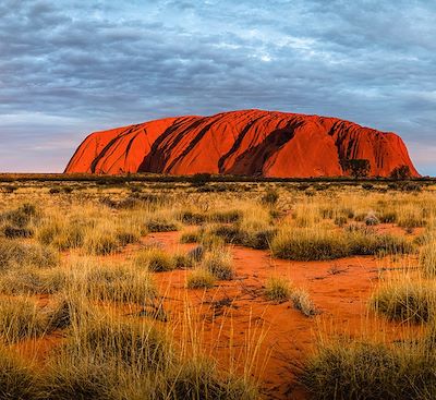 Le Road trip en Australie qui réunit l'emblématique Opéra de Sydney, le Rocher Uluru dans le Bush et la Grande Barrière de Corail
