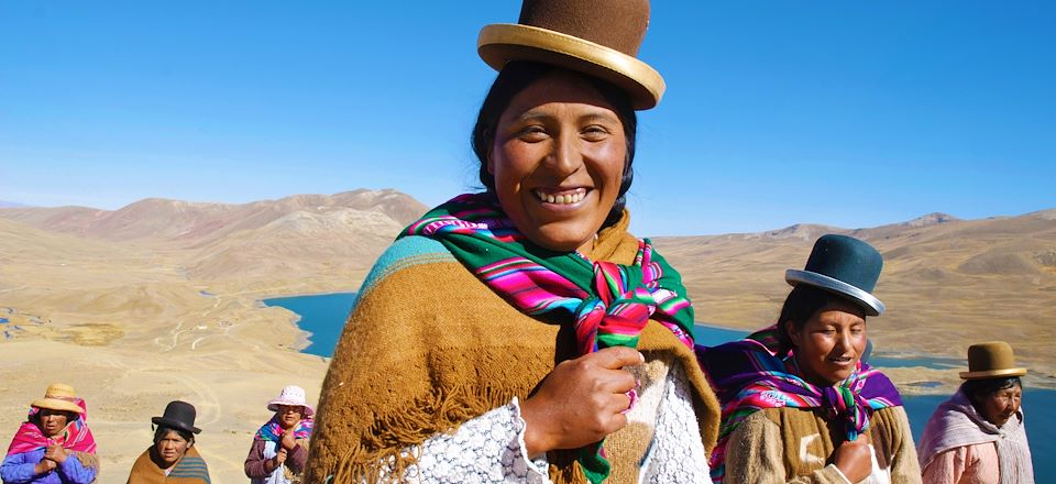 Couleurs et contrastes, des grands espaces du fabuleux Sud Lipez aux rives vivifiantes du Titicaca, via les cités Sucre et Potosi.