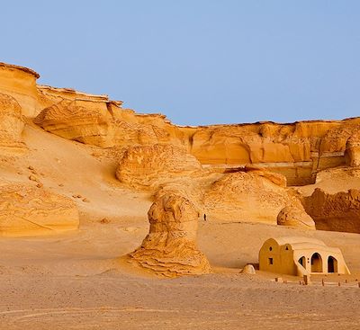 Exploration de l'Égypte antique, des pyramides légendaires aux oasis cachées de Fayoum avec l'égyptologue Amandine Marshall