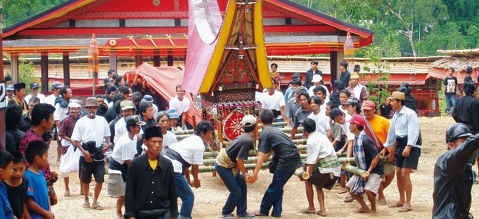 Incursion en Sulawesi du Sud ! Un tour du sud Célèbes au fil des rencontres ethniques et des paysages somptueux