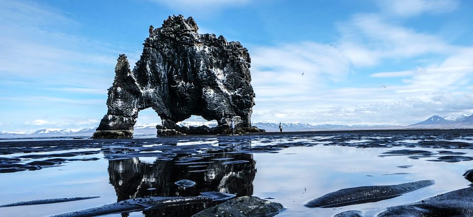 Tour de l'Islande : Parcourez l'Islande d'est en ouest, du nord au sud entre volcans, fjords, glaciers, et cascades. 