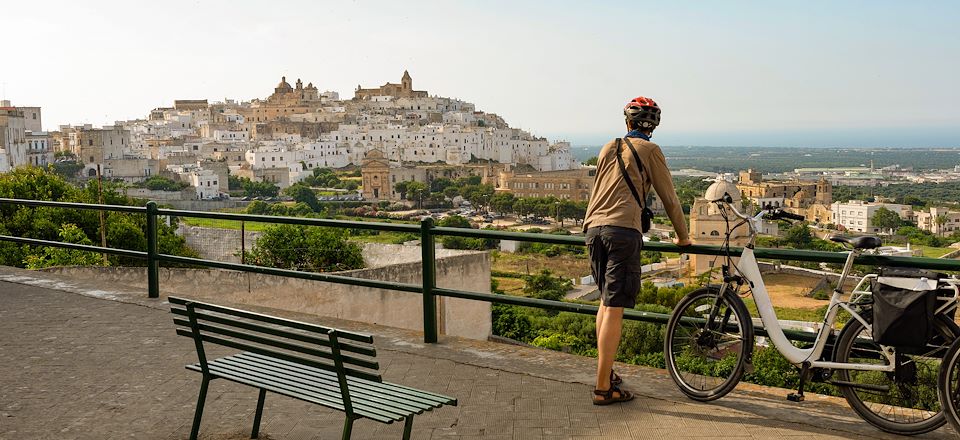 Les Pouilles à vélo, une traversée de la célèbre région italienne, au sud de la botte, avec un itinéraire d’Alberobello à Lecce