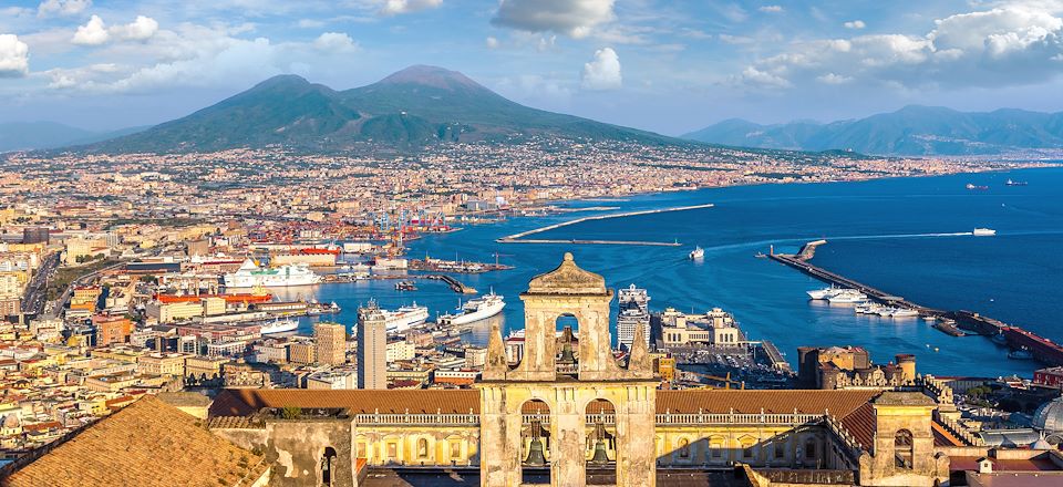 Un merveilleux combiné de Naples, la côte amalfitaine et les trois îles de la baie: Capri, Ischia et Procida