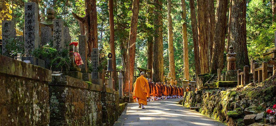 Voyage avec carnet de route pour découvrir les sites incontournables de la Golden Road et des Alpes Japonaises