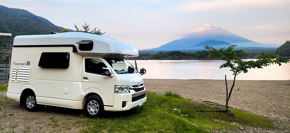 Road trip en camping-car au Japon à l’assaut des différents monts de l’île d’Honshu, via les villes d’Osaka, Kyoto et Tokyo.