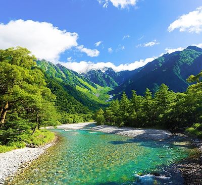 Voyage en campervan dans les Alpes Japonaises, séjour hors des sentiers battus, de Tokyo à Osaka en passant par Nagano et Takayama