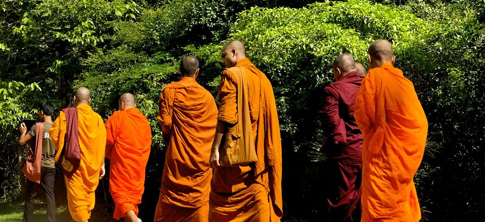 Randonnées en e-VTT, à pied, en kayak et en pirogue à travers l'ancien empire khmer, d'Angkor au golfe de Siam