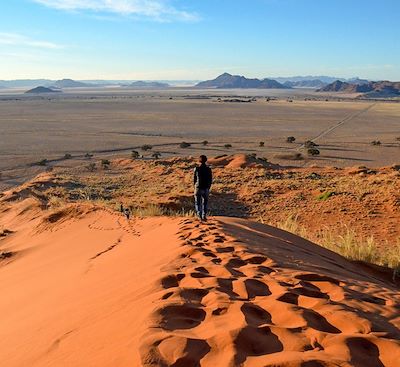 Voyage en Namibie avec guide: peuple himba, safaris parc d'Etosha, Swakopmund, Twyfelfontein, désert du Namib, chutes d'Epupa
