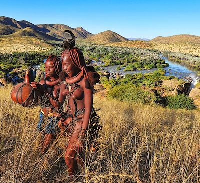 La Namibie en 4x4 du nord au sud, un autotour à la rencontre des Himbas avec la découverte des sites incontournables du pays.