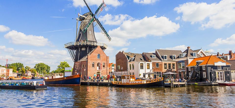 Croisière autour d'Amsterdam, entre culture, art, fleurs et fromages via les célèbres canaux hollandais et pistes cyclables