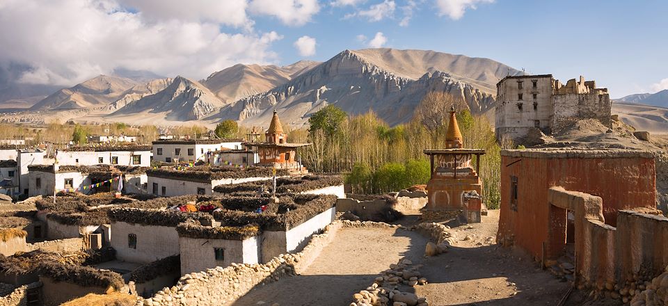 Exploration du royaume oublié du Mustang : voyage inoubliable à Lo Mantang et ses monastères ancestraux.