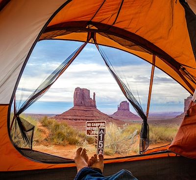 Voyage dans l'Ouest Américain en camping et nuits sous tente au cœur des parcs de l'Utah de Zion à Monument Valley et Grand Canyon