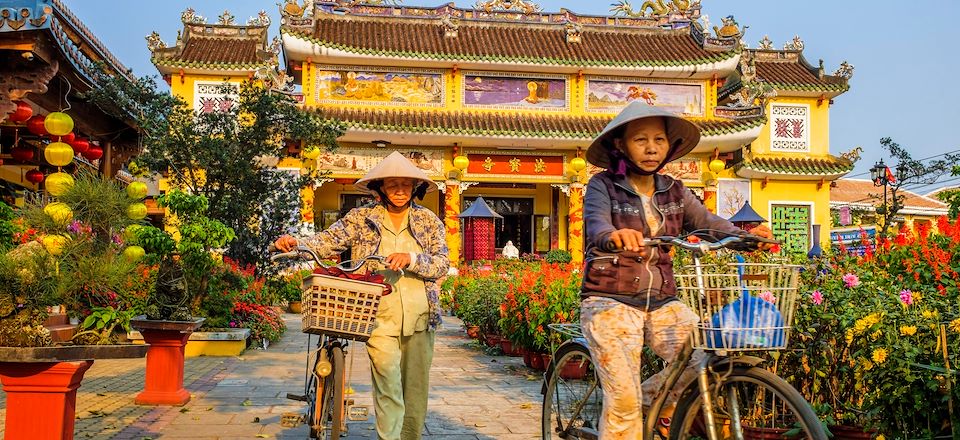 Découverte de Hanoi, la Baie d'Halong, Hué, Hoi An et le Delta du Mékong